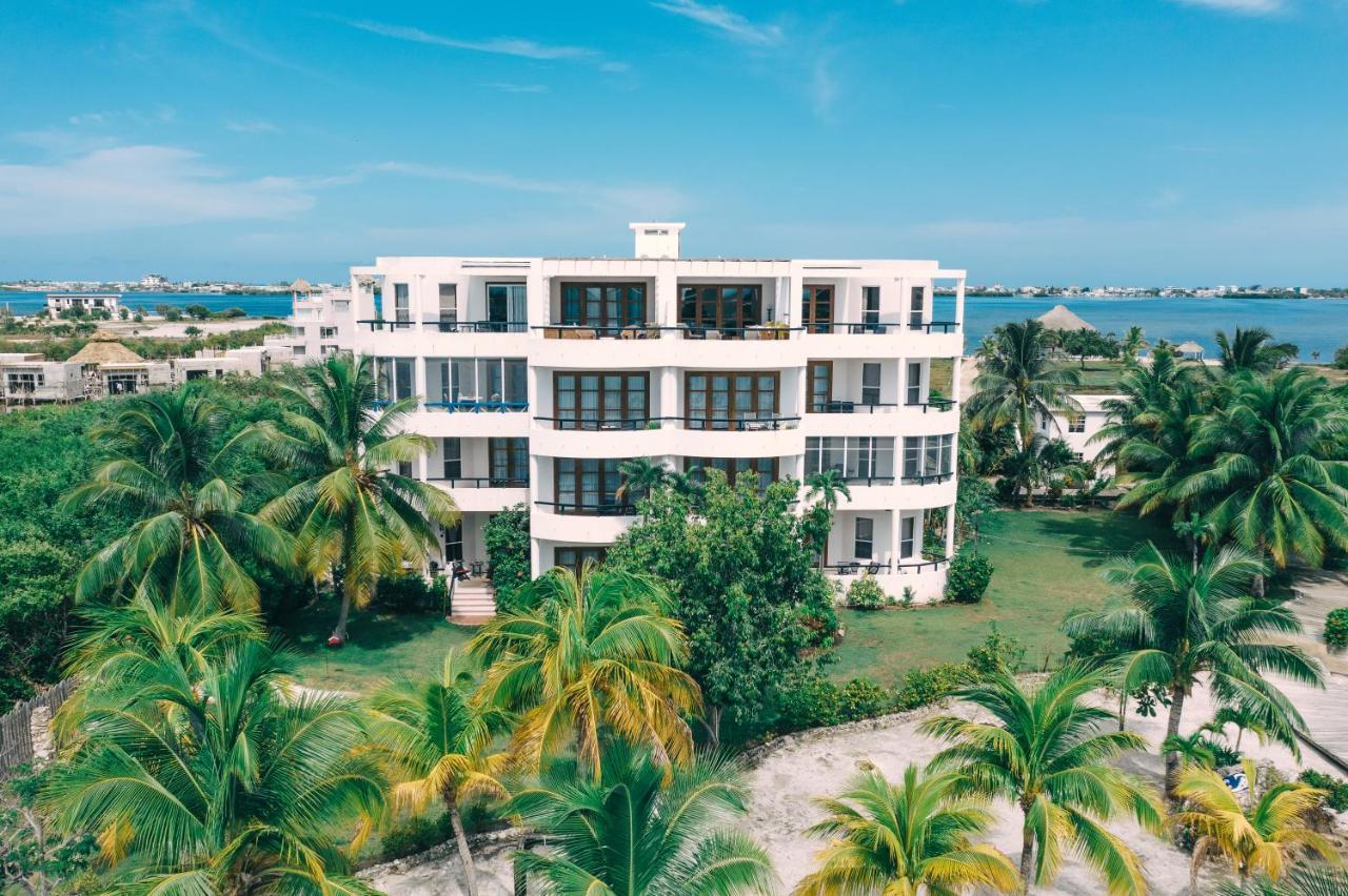 Brahma Blue Resort San Pedro  Esterno foto